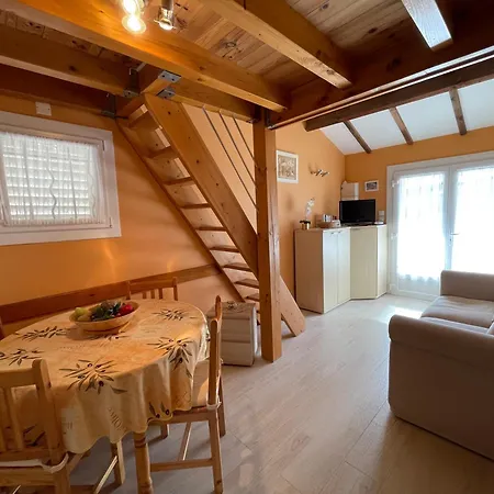 Detente De La Bergerie, Parking Apartment Hyeres